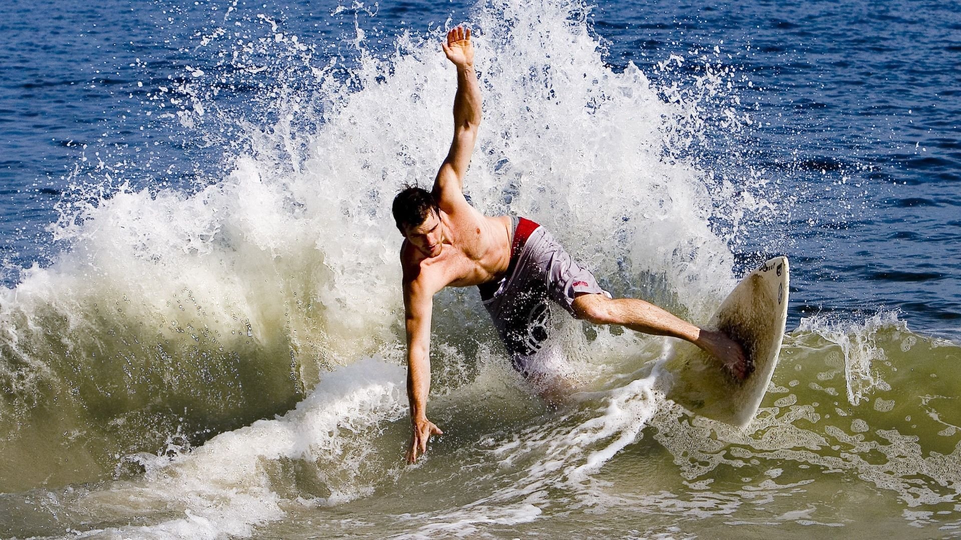 马丁内利闪耀全场，尼日利亚战术压制终结澳大利亚神话